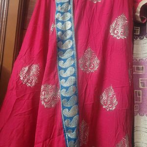 **Pure Cotton Kurti With Velvet Border Dupatta**