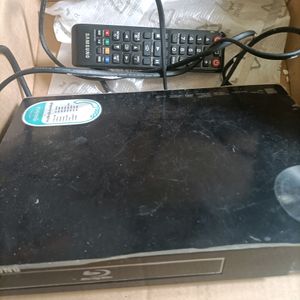 Samsung DVD Player with HDMI AV Output,