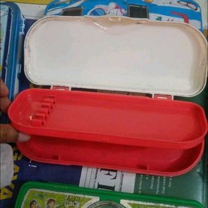 5 Kids Pencil Boxes