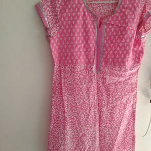 Beautiful Pink Kurti M Size.