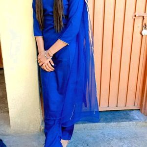 Beautiful Blue Kurti Pant With Net Duppta