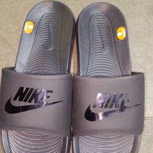 Nike Flip Flop