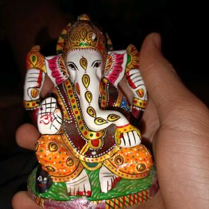 Metal Ganesha In Good Condition