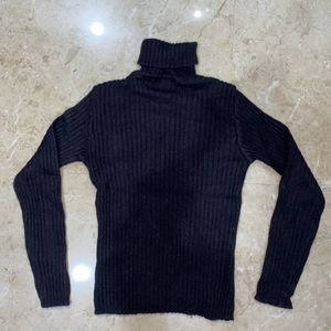 Turtle Neck Sold Women Pullover