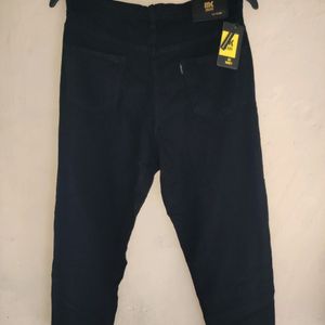 High Rise Straight Fit Jeans -New,Tag