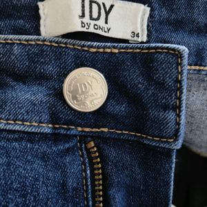 Lightly Washed Slim Fit Jeans From JDY Bu Only