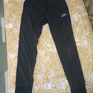 Nike Authentic Drifit Trackpant