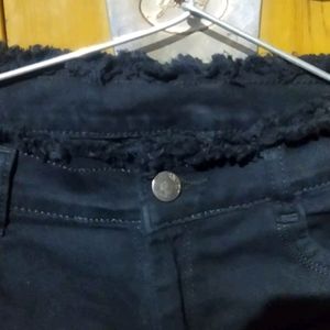 Black Ruff Jeans