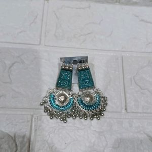 Women Fancy Ear Rings Pic 1