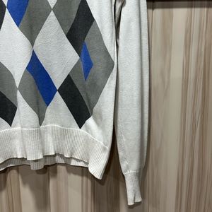 Pull & Bear Checkered V-Neck Sweater