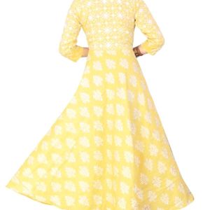 meesorra Women Printed Gown Kurta7XL, Yellow