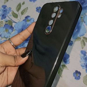 Redmi Note 8 Pro Black With Golden Border Phone Case.