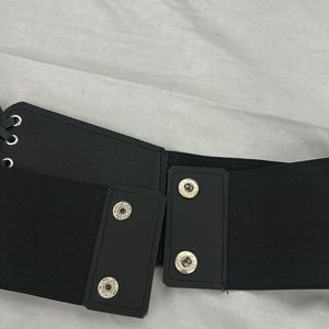 High waisted black belt