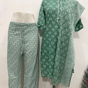 Kurta Pant Set With Dupatta