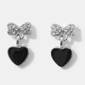 URBANIC Heart Artificial Jewellery - Stud