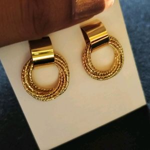 New Trendy Golden Earrings