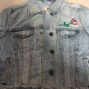 denim coat and flower full of shoulder