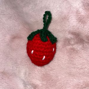 Strawberry Keychain 🍓♡´･ᴗ･`♡