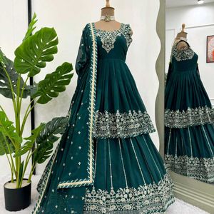 Mehendi Special Lehenga 💓