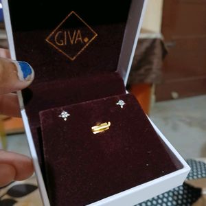 GIVA ..GOLD FLORAL BEAUTY DIAMOND STUD EARRINGS