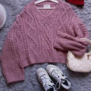 Knitted Pink V Neck Sweater