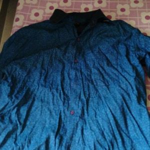 Men Shirt Blue In Color