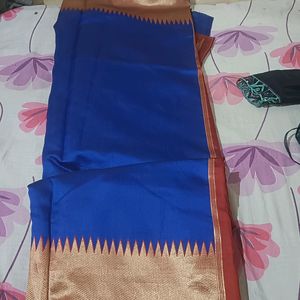 Royal Blue 🔵 And Maroon Light Weight Saree