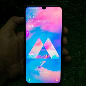 Samsung Galaxy M30