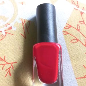 INSIGHT Red Nail Polish💅