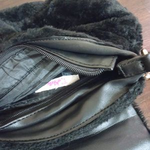 Trendy Fur Sling bags