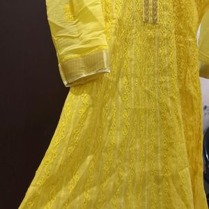 Beautiful Chicken Frock Style Kurti (2 Kurtis avai