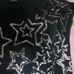 FOREVER 21 Black Star Sequin Tshirt