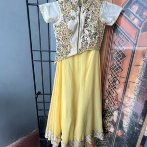 White N Yellow Lehenga Choli Wid Dupatta