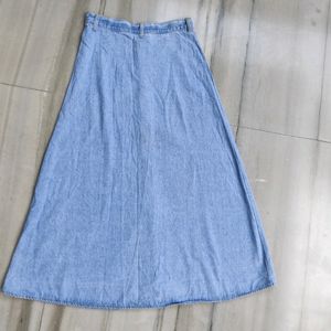 Torny Design Button Denim Skirt