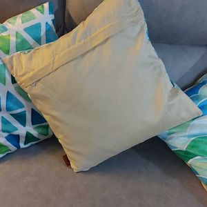 Aerohaven Cushion Size 16x16