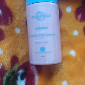 Combo Aqualogica Moisturizer And Foam Cleanser