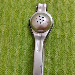 Lemon Squeezer Metal