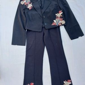 Designer Crop Blazer And Pant