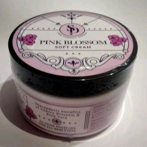 St. D'vence Pink Blossom Soft Cream