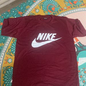 Nike Tshirt Large