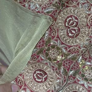 Best Shimmery Saree With Heavy border