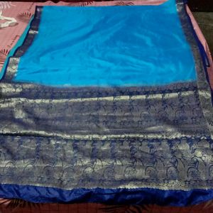 Saree With Blouse Attached 💙