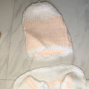 Kids Sweater Set Cap With Socks