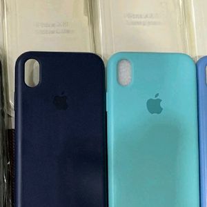 2 iPhone Xr Cases