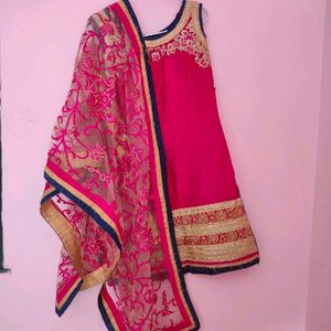 Pink Colour Sleevless Patiala Suit