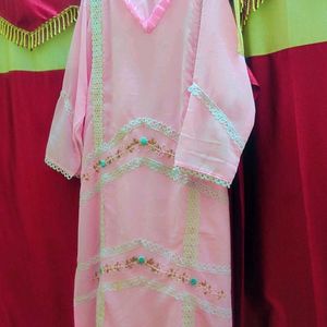 New Pakistani V Neck Kurta Set 💞