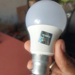 HALONIX  LED 9 WAT BULB 💡 1 YEAR WARRANTY BRIGHT BRIGHTNESS