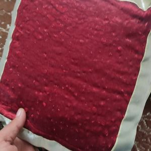 3 CUSHION PILLOWS WITH COVER