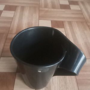 Black Plastic Cup ( microvave safe + BPA free ) Un