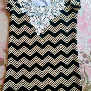 Black Colour Top With Yellow Zigzag Line